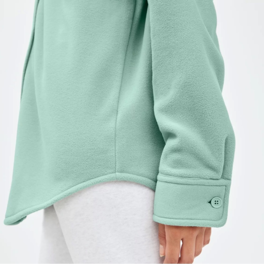 Aritzia NWT Tna Fleece Polar Button Up in Glacial Green - Picture 2 of 9